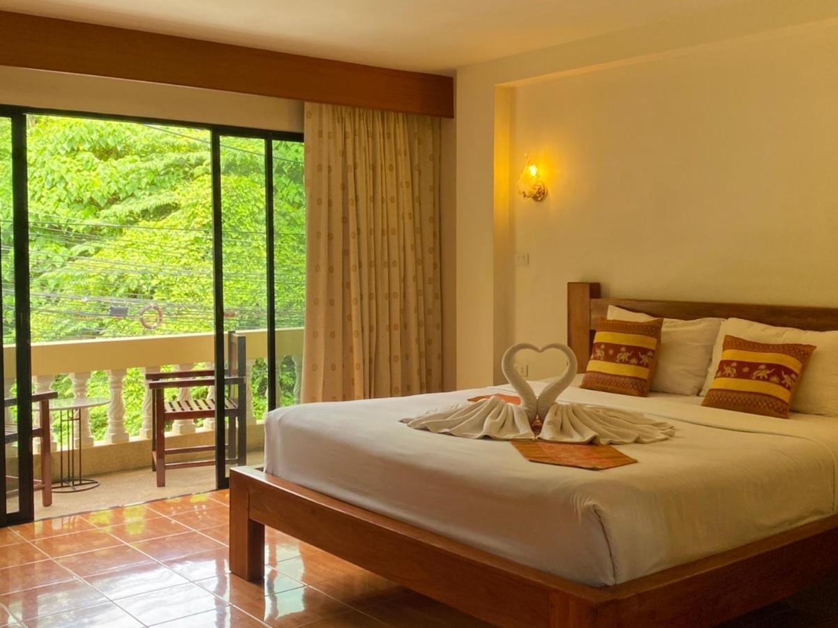 Kata View Guest House Phuket Buitenkant foto