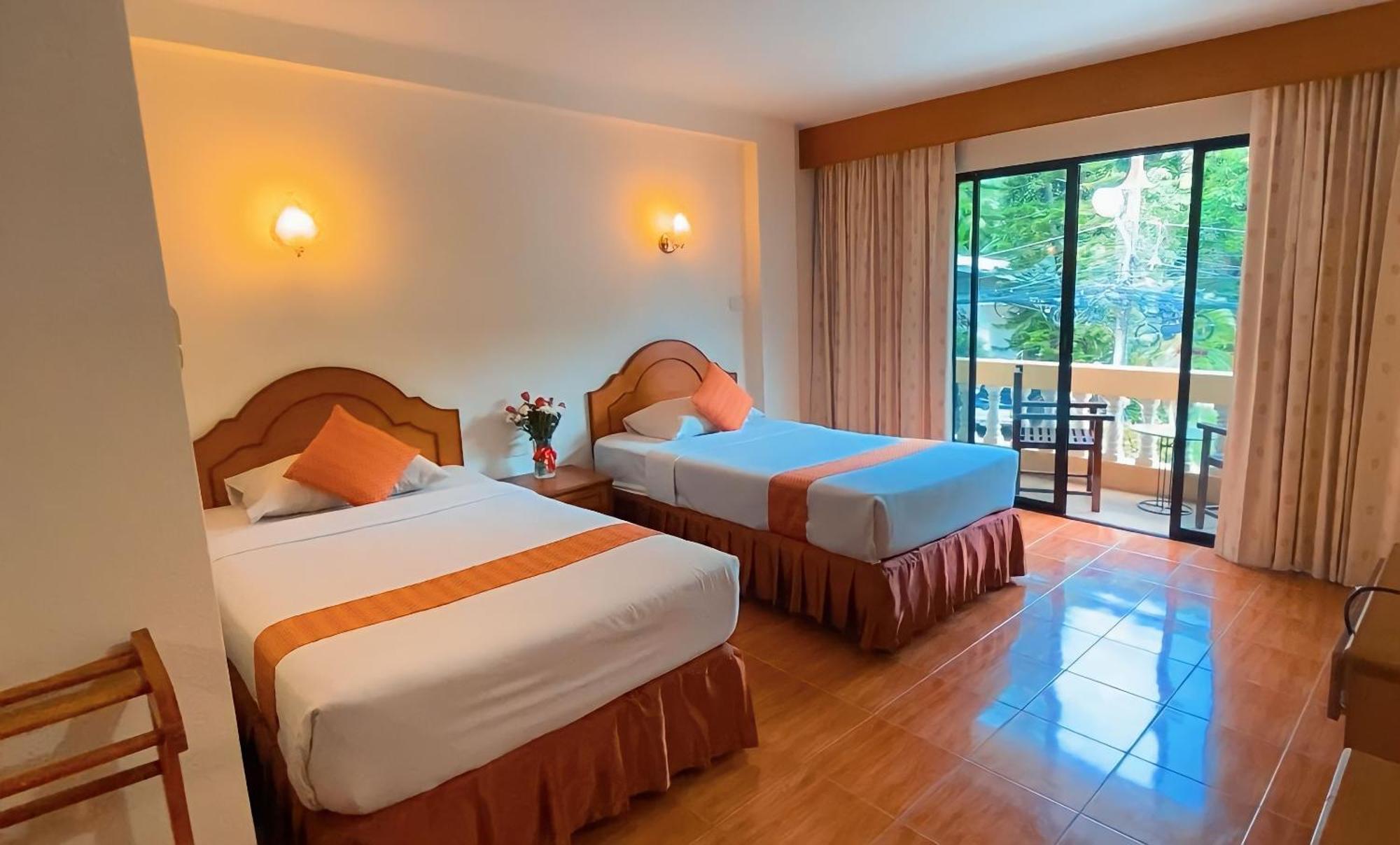 Kata View Guest House Phuket Buitenkant foto